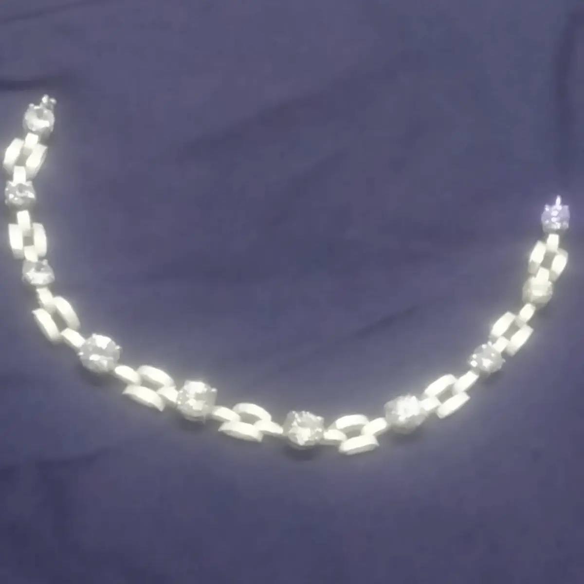 zircon silver necklace